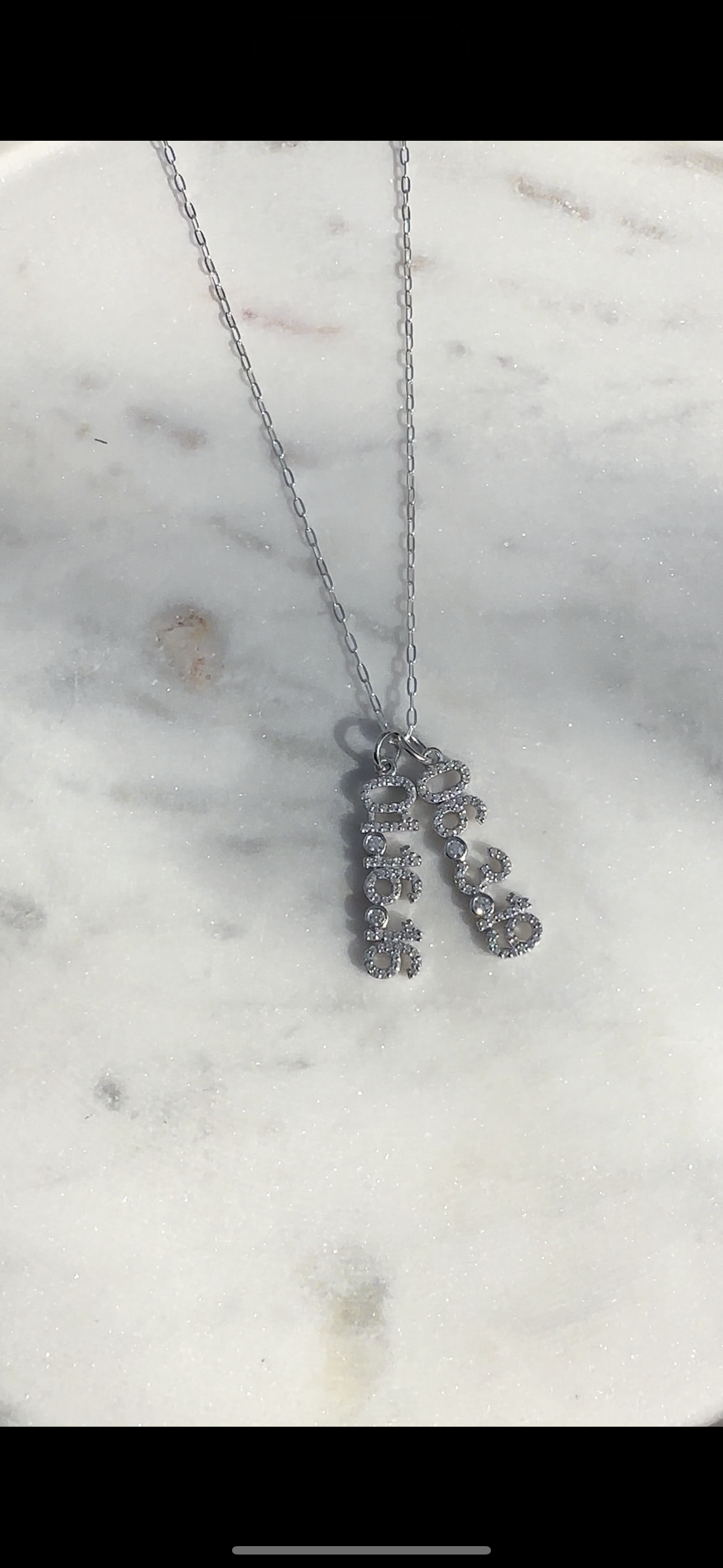 Vertical date necklace