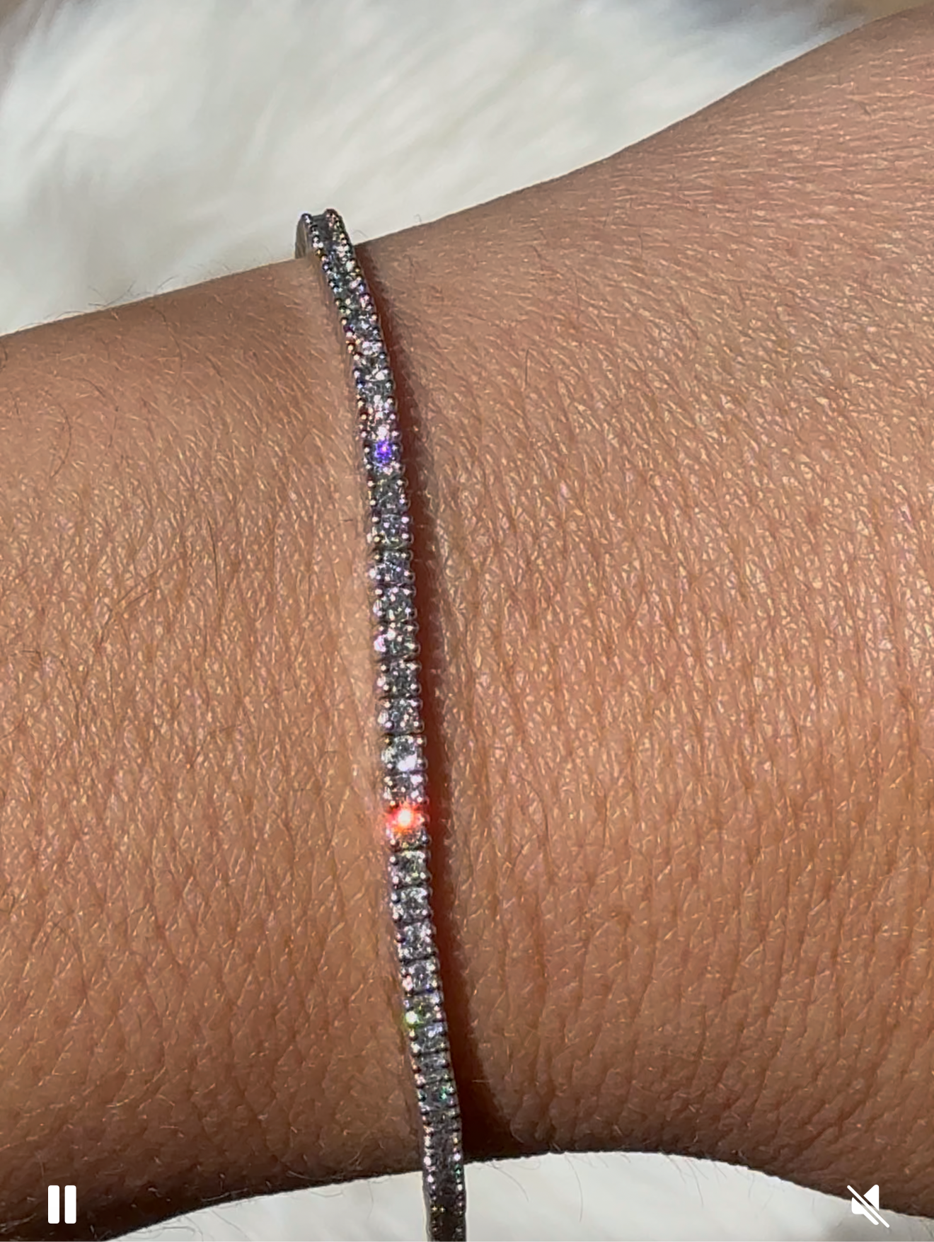Sterling silver tennis bracelet LG diamonds