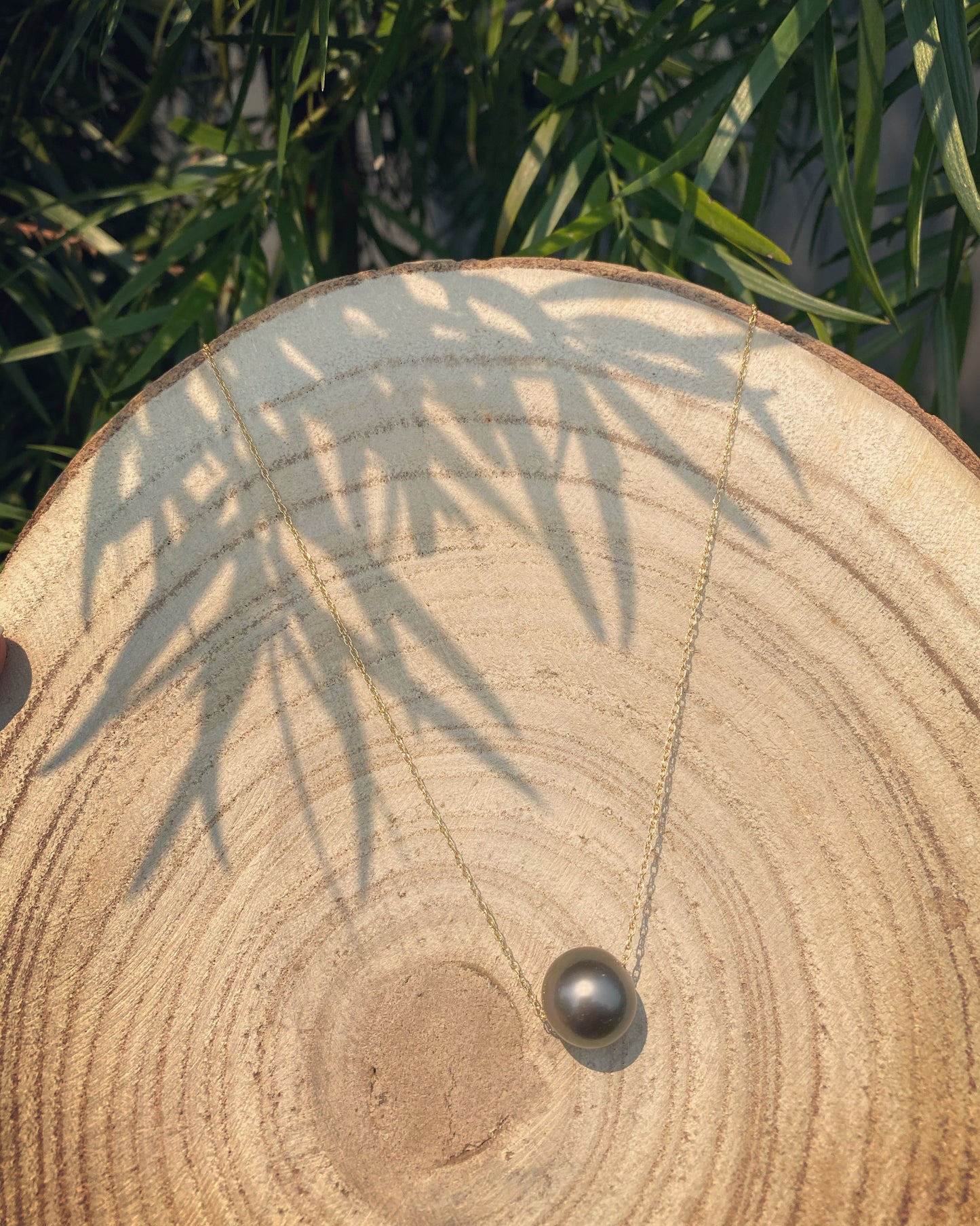 Floating pearl necklace, tahitian pearl necklace, floating pearl necklace, Tahitian pearl jewelry